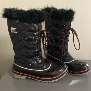 Sorel Tofino Boots Black Women's Size 9 EUC